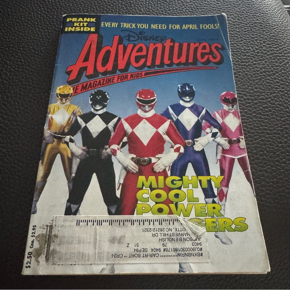 Disney Adventures Magazine April 1994 Power Rangers Bone Bonkers‎ Darkwing Duck